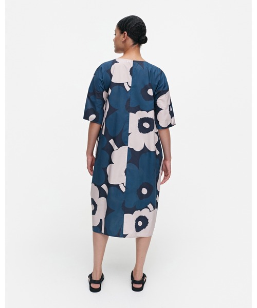 marimekko（マリメッコ）の「Unikko / Agnete cotton poplin dress（ワンピース・レディース・ネイビー・40/42/38/34/36）」の8枚目の写真
