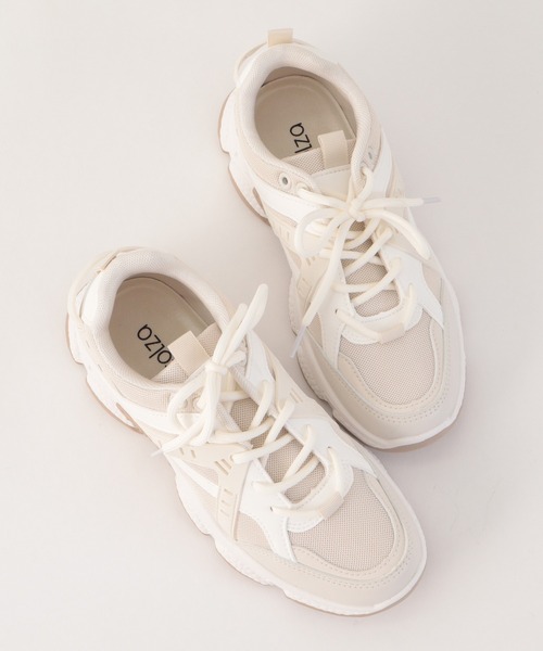 Honeys（ハニーズ）の「厚底ソールスニーカー（スニーカー・レディース・グレー/ブラック/アイボリー/ホワイト/ライトグレー・S/M/L/LL）」の3枚目の写真