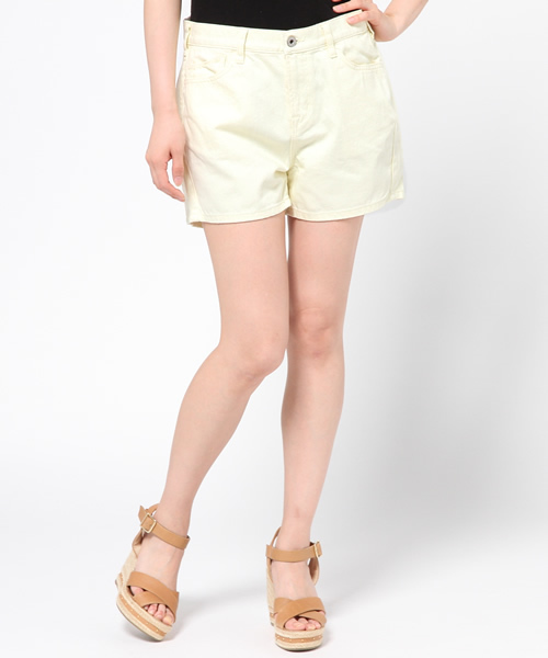 earth music&ecology（アースミュージックアンドエコロジー）の「カラーデニムショートパンツ（デニムパンツ・レディース・イエロー/ピンク/オフホワイト・MEDIUM/SMALL/LARGE）」の3枚目の写真