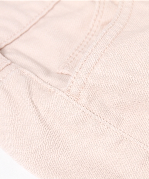 earth music&ecology（アースミュージックアンドエコロジー）の「カラーデニムショートパンツ（デニムパンツ・レディース・イエロー/ピンク/オフホワイト・MEDIUM/SMALL/LARGE）」の12枚目の写真