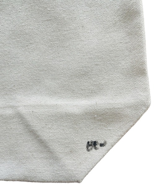 Ben Lenovitz(ベンレノビッツ)の「Handwriting Tote(トートバッグ・メンズ・ブラウン系その他5/ブルー系その他5/ブルー系その他/ブラウン系その他/ブルー系その他2/ブルー系その他4/ブラウン系その他2/ブラウン系その他4/ブラウン系その他3/ブルー系その他3/ブラック系その他・FREE)」の12枚目の写真