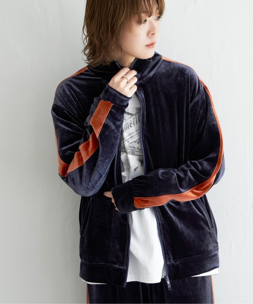 notch.（ノッチ）の「【セットアップ対応】ベロアトラックジャケット（ジャージ・レディース・ブラック/ネイビー・M）」の8枚目の写真
