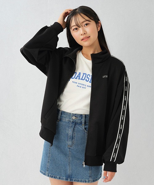 LOVETOXIC(ラブトキシック)の「【LTXC】吸水速乾トラックジャケット(Tシャツ/カットソー・キッズ・サックスブルー/ブラック/オフホワイト・S/L/M/LL)」の3枚目の写真