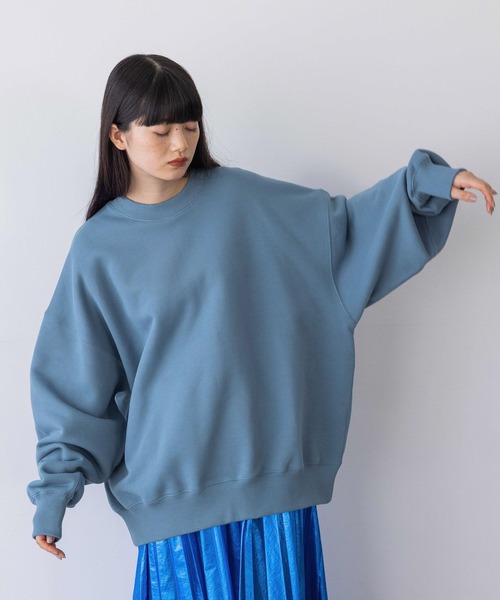 yuw（ユウ）の「ＵＮＩＳＥＸ　ＳＷＥＡＴプルオーバー　971084（スウェット・レディース・チャコールグレー/ブラック/ピンク/ブルー/アイボリー/ピンク系その他・FREE）」の4枚目の写真