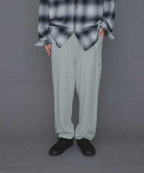 Uiscel（ユイセル）の「『ユニセックス』Uiscel　ヘビーウエイトジョガースウェットパンツ（その他パンツ・レディース・グレー/オートミール・MEDIUM/LARGE）」の2枚目の写真