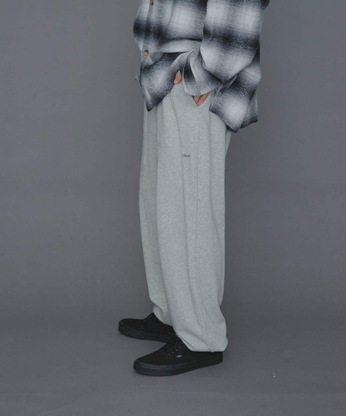 Uiscel（ユイセル）の「『ユニセックス』Uiscel　ヘビーウエイトジョガースウェットパンツ（その他パンツ・レディース・グレー/オートミール・MEDIUM/LARGE）」の21枚目の写真