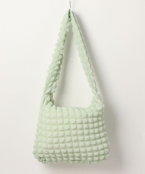 STYLEBLOCK（スタイルブロック）の「ポップコーン生地ショルダーバッグ（ショルダーバッグ・レディース・ブラック/ダークパープル/ホワイト/ライトグリーン/ピンク/ピンク系その他/イエロー/ライトパープル/ブルー・FREE）」の4枚目の写真