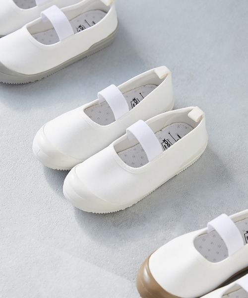 devirock（デビロック）の「ゆったりフィット 上履き (上靴) インソール2枚付き（スリッポン・キッズ・ブルー系2/ホワイト/ラベンダー/サックスブルー系/ミント/ライトグレー/レモンイエロー/グレー系/ピンク系3/グリーン系3/ブルーグレー・17.0cm/18.0cm/19.0cm/21.0cm/22.0cm/23.0cm/24.0cm/16.0cm/20.0cm/16.5cm/17.5cm/18.5cm/19.5cm/20.5cm/21.5cm/22.5cm/23.5cm）」の2枚目の写真