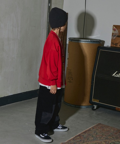 PAIRMANON STREET(ペアマノンストリート)の「【PAIRMANON STREET】裏起毛 ボリューム スリーブ スウェット カーディガン(カーディガン/ボレロ・キッズ・ネイビー/ブラック/ベージュ/レッド/グレー・120/150/130/100/140/90/110)」の21枚目の写真