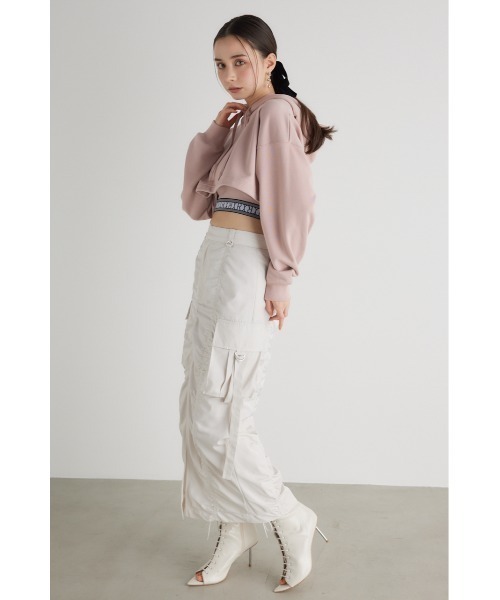 rienda(リエンダ)の「クロップドフーディースウェットトップス 春服(スウェット・レディース・アイボリー/ブラック/ピンク・FREE)」の10枚目の写真