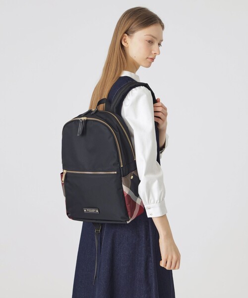 BLUE LABEL CRESTBRIDGE（ブルーレーベルクレストブリッジ）の