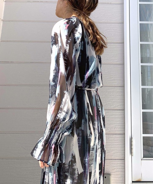 Q(キュー)の「ドローイングマキシワンピース(ワンピース・レディース・ブラック系その他/ブラウン系その他・MEDIUM)」の10枚目の写真