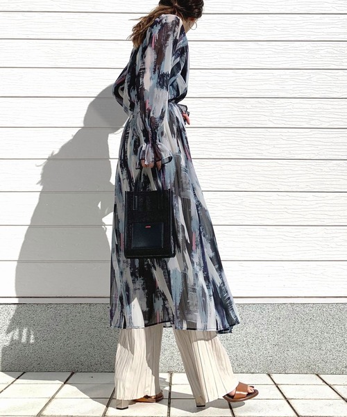 Q(キュー)の「ドローイングマキシワンピース(ワンピース・レディース・ブラック系その他/ブラウン系その他・MEDIUM)」の14枚目の写真