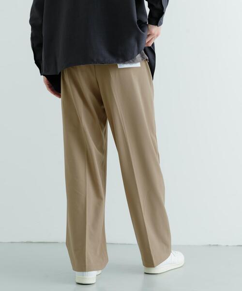 ITEMS URBANRESEARCH（アイテムズ アーバンリサーチ）の「『セットアップ対応』ウォッシャブル×クールタッチTRストレートパンツ（その他パンツ・メンズ・グレー/ベージュ/ブラック/チェック・MEDIUM/LARGE）」の10枚目の写真