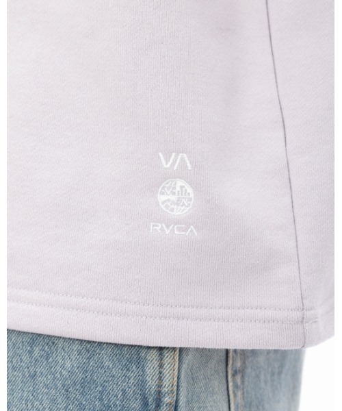 RVCA(ルーカ)の「RVCA メンズ ALL TIME TERRY CREW トレーナー 【2024年春夏モデル】/ルーカワンポイントスウェットトレーナー(スウェット・メンズ・アイボリー/ブラック/パープル・LARGE/MEDIUM/SMALL)」の11枚目の写真