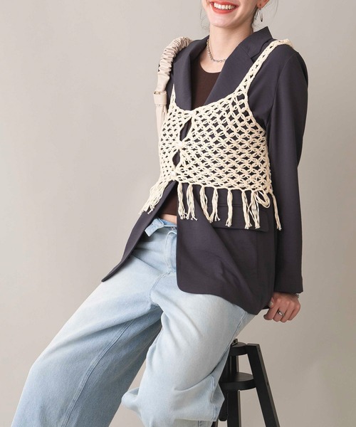 COMMRE（コムル）の「【前後2WAY】フリンジニットビスチェ（ニット/セーター・レディース・アイボリー/ブラック・FREE）」の6枚目の写真