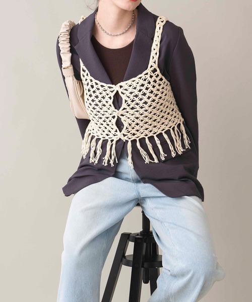 COMMRE（コムル）の「【前後2WAY】フリンジニットビスチェ（ニット/セーター・レディース・アイボリー/ブラック・FREE）」の4枚目の写真