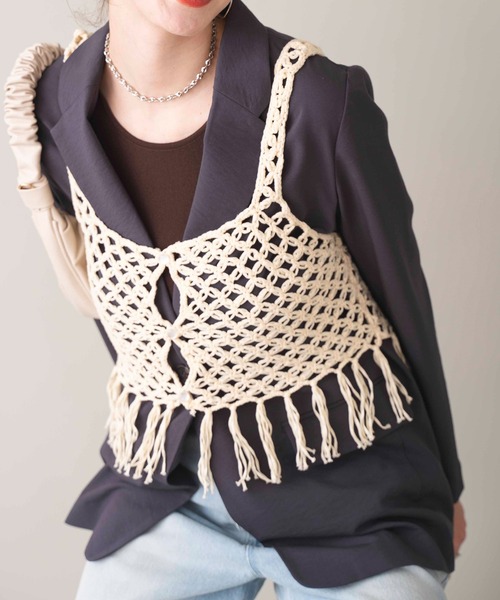 COMMRE（コムル）の「【前後2WAY】フリンジニットビスチェ（ニット/セーター・レディース・アイボリー/ブラック・FREE）」の5枚目の写真