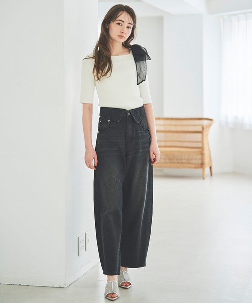 31 Sons de mode(トランテアン ソン ドゥ モード)の「カーブデニムパンツ(デニムパンツ・レディース・ブルー/ブラック・36/38)」の6枚目の写真