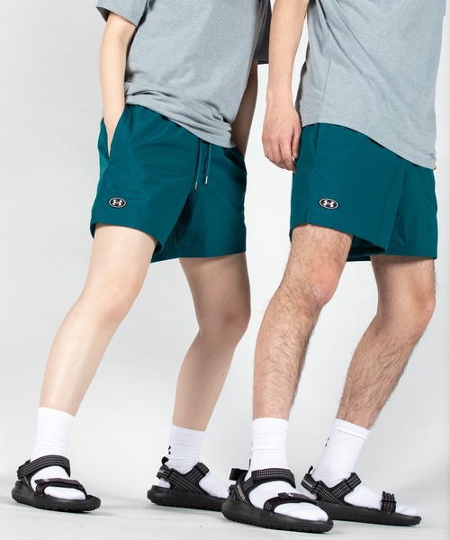 UNDER ARMOUR(アンダーアーマー)の「UAアイコン クリンクル ウーブン ボレーショーツ(トレーニング/メンズ)(その他パンツ・メンズ・ブルー系・XL/XXL/S/M/L)」の1枚目の写真