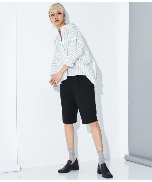 Settimissimo（セッティミッシモ）の「ノーカラー スクエア-ドロップ 比翼 ブラウス（シャツ/ブラウス・レディース・ホワイト×ブラック/オフホワイト・FREE）」の17枚目の写真