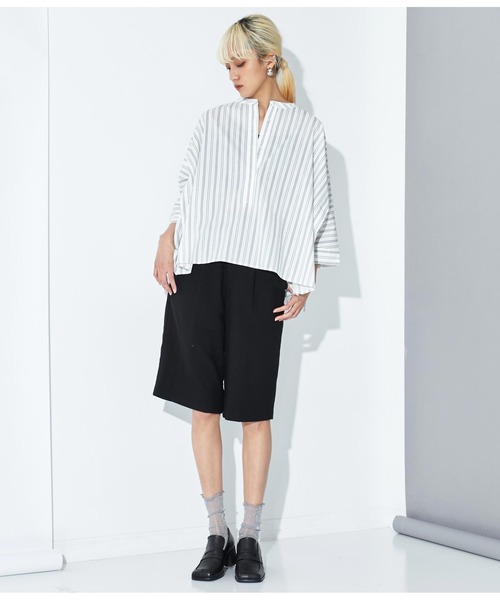 Settimissimo（セッティミッシモ）の「ノーカラー スクエア-ドロップ 比翼 ブラウス（シャツ/ブラウス・レディース・ホワイト×ブラック/オフホワイト・FREE）」の19枚目の写真