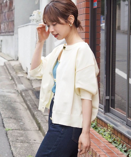 tiptop(ティップトップ)の「ハートボタン2way半袖カーディガン(カーディガン/ボレロ・レディース・ピンク/ブラック系その他/アイボリー/ブラック/サックスブルー・FREE)」の9枚目の写真