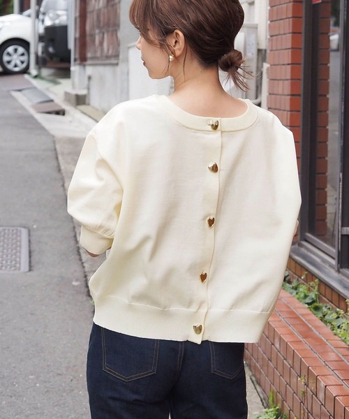 tiptop(ティップトップ)の「ハートボタン2way半袖カーディガン(カーディガン/ボレロ・レディース・ピンク/ブラック系その他/アイボリー/ブラック/サックスブルー・FREE)」の13枚目の写真