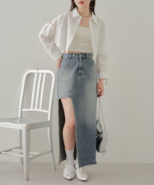 Chico（チコ）の「ラウンドショート丈肩開きシャツ（シャツ/ブラウス・レディース・ブルー/ホワイト/ベージュ・FREE）」の6枚目の写真