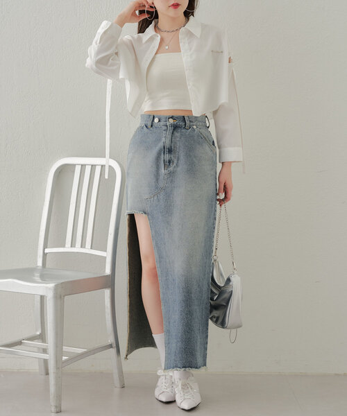 Chico（チコ）の「ラウンドショート丈肩開きシャツ（シャツ/ブラウス・レディース・ブルー/ホワイト/ベージュ・FREE）」の9枚目の写真