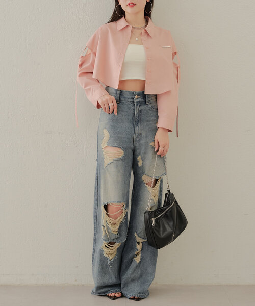 Chico（チコ）の「ラウンドショート丈肩開きシャツ（シャツ/ブラウス・レディース・ブルー/ホワイト/ベージュ・FREE）」の18枚目の写真