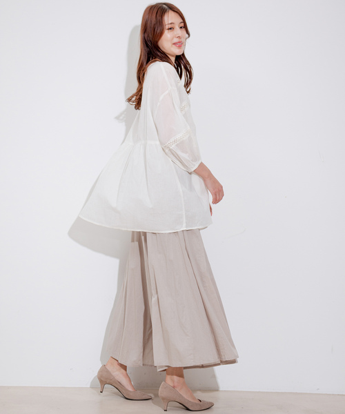 Jayro（ジャイロ）の「ピンタックレースブラウス（シャツ/ブラウス・レディース・ホワイト系その他/オレンジ/ブラック/ブルー・M）」の6枚目の写真