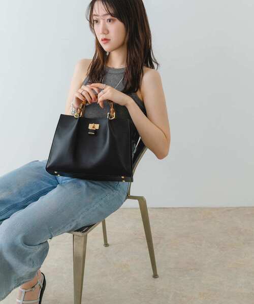 RODE SKO（ロデスコ）の「バンブースクエアミドルバッグ（ハンドバッグ・レディース・ブラック/オリーブ/グレー・ONE）」の10枚目の写真