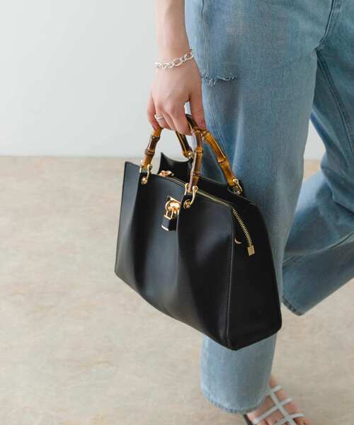 RODE SKO（ロデスコ）の「バンブースクエアミドルバッグ（ハンドバッグ・レディース・ブラック/オリーブ/グレー・ONE）」の16枚目の写真