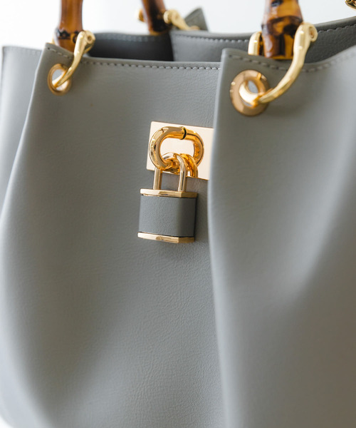 RODE SKO（ロデスコ）の「バンブースクエアミドルバッグ（ハンドバッグ・レディース・ブラック/オリーブ/グレー・ONE）」の20枚目の写真