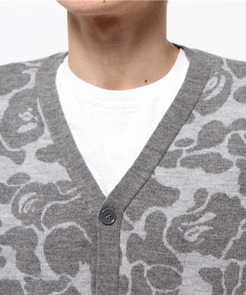 Mr. BATHING APE(ミスターベイシングエイプ)の「SOLID ABC KNIT CARDIGAN(カーディガン/ボレロ・メンズ・ネイビー/グレー・SMALL/MEDIUM/LARGE)」の7枚目の写真