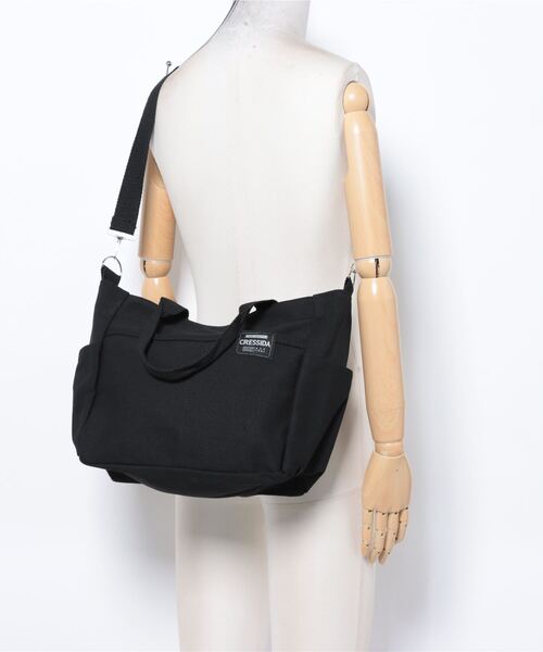 PARKS TOKYO SELECT（パークストウキョウセレクト）の「大容量 2WAYショルダーキャンバスバッグ（ショルダーバッグ・レディース・黄緑系/ホワイト/ブラック/カーキ/カーキ系・FREE）」の9枚目の写真