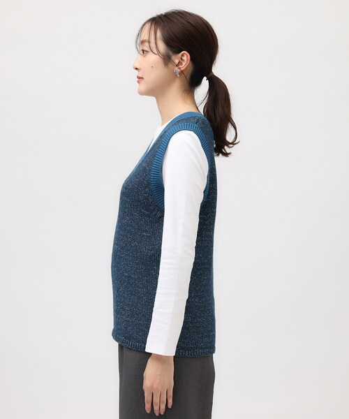 UNTITLED（アンタイトル）の「◆【オールシーズン/ラメ】Vネックベスト（ベスト・レディース・ブルー系その他/ダークブラウン/ナチュラル・00/02/04/44/48）」の14枚目の写真