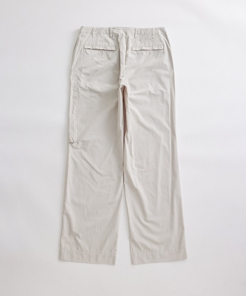 ADAM ET ROPE'(アダムエロペ)の「ガーメントダイ ワイドストレート カーゴトラウザーズ / ロングシーズン着用可能(カーゴパンツ・メンズ・ネイビー/ライトグレー/ベージュ系その他・L/M)」の9枚目の写真