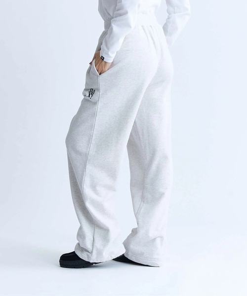 ROXY(ロキシー)の「BORN TO BE ROXY PANT/ロキシードローコード付きワイドシルエットスウェットパンツ(スウェットパンツ・レディース・ブラック/ブラウン/グレー・SMALL/MEDIUM/LARGE)」の8枚目の写真