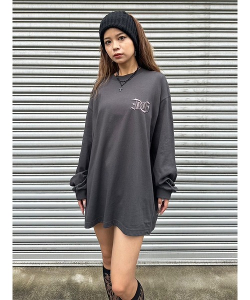 EGOIST（エゴイスト）の「BIG刺繍ユニセックスロンT（Tシャツ/カットソー・レディース・パープル/ホワイト/ブラック/カーキ・FREE）」の3枚目の写真