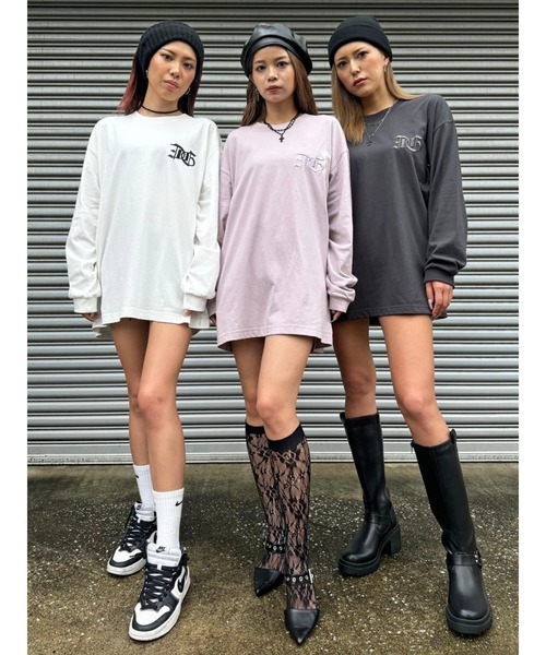 EGOIST（エゴイスト）の「BIG刺繍ユニセックスロンT（Tシャツ/カットソー・レディース・パープル/ホワイト/ブラック/カーキ・FREE）」の6枚目の写真