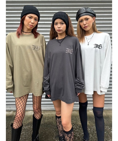 EGOIST（エゴイスト）の「BIG刺繍ユニセックスロンT（Tシャツ/カットソー・レディース・パープル/ホワイト/ブラック/カーキ・FREE）」の7枚目の写真