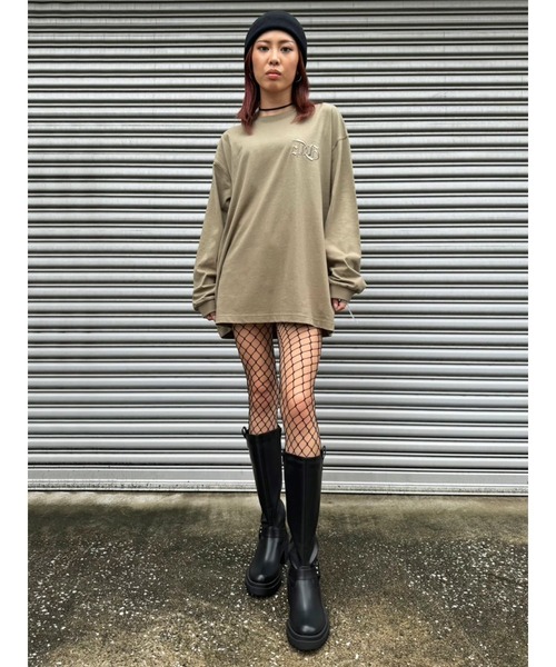 EGOIST（エゴイスト）の「BIG刺繍ユニセックスロンT（Tシャツ/カットソー・レディース・パープル/ホワイト/ブラック/カーキ・FREE）」の16枚目の写真