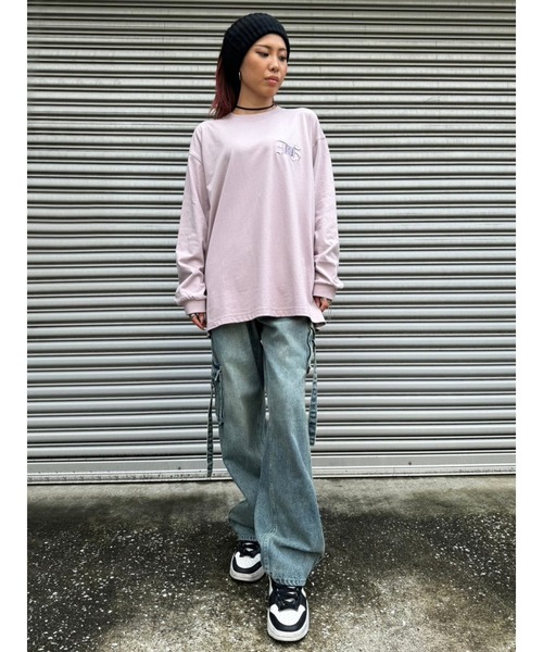 EGOIST（エゴイスト）の「BIG刺繍ユニセックスロンT（Tシャツ/カットソー・レディース・パープル/ホワイト/ブラック/カーキ・FREE）」の19枚目の写真