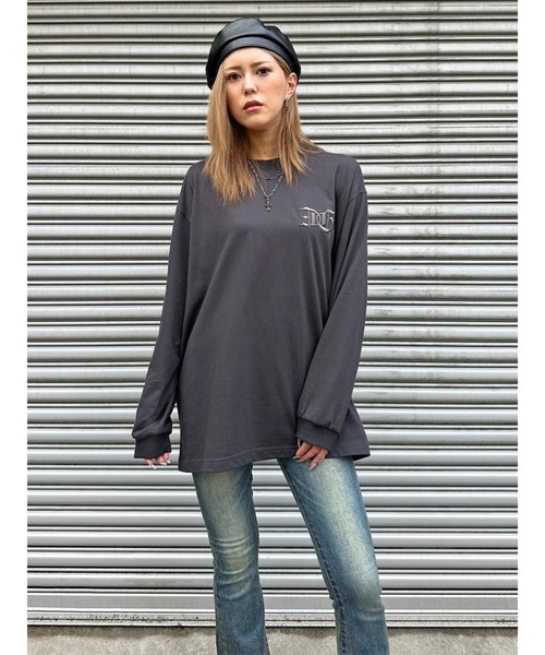 EGOIST（エゴイスト）の「BIG刺繍ユニセックスロンT（Tシャツ/カットソー・レディース・パープル/ホワイト/ブラック/カーキ・FREE）」の21枚目の写真