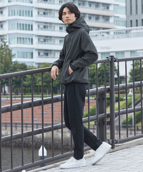 SPU（スプ）の「3レイヤー撥水・防風・透湿マウンテンパーカー