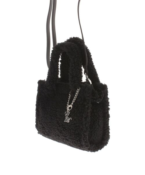EATME(イートミー)の「フェイクファーショルダーバッグ(ハンドバッグ・レディース・ブラック/アイボリー/ピンク・FREE)」の7枚目の写真