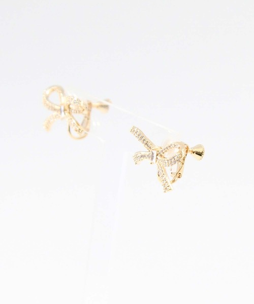 Gready Brilliant（グレディブリリアン）の「ビジューリボンイヤリング（イヤリング・レディース・ゴールド・FREE）」の6枚目の写真
