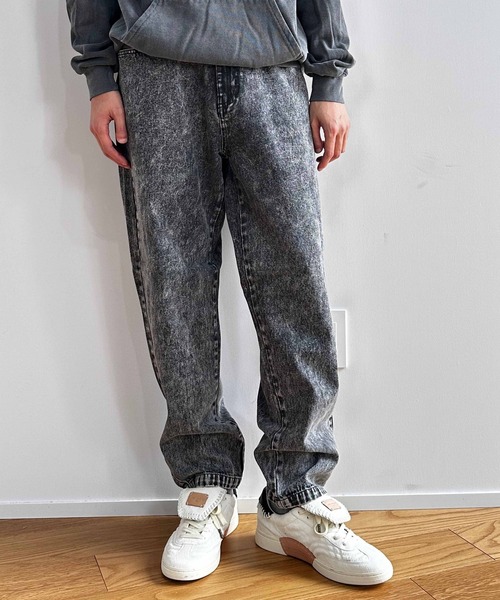 COLIN(コリン)の「COLIN:10.5oz デニムワイドテーパードパンツ(デニムパンツ・メンズ・ブラック・M/L)」の2枚目の写真